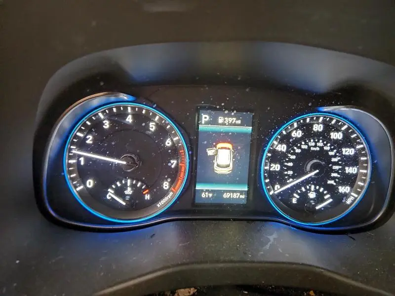 2021 HYUNDAI KONA SEL PLUS  