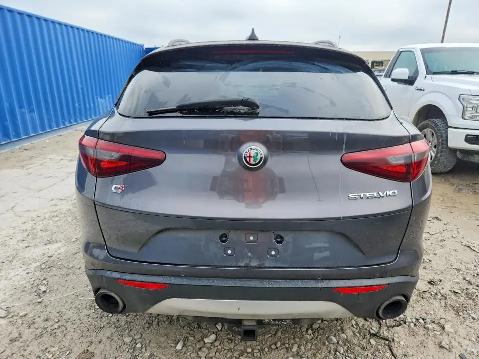 2018 ALFA ROMEO STELVIO TI SPORT  