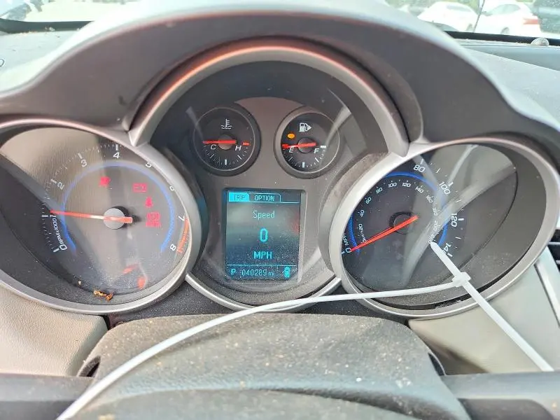 2014 CHEVROLET CRUZE LS  