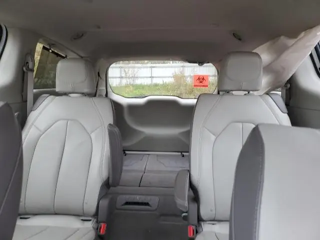 2017 CHRYSLER PACIFICA TOURING L  