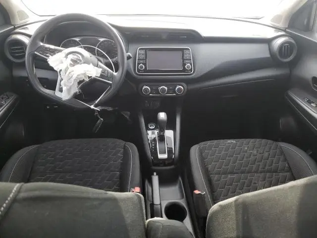 2021 NISSAN KICKS S  