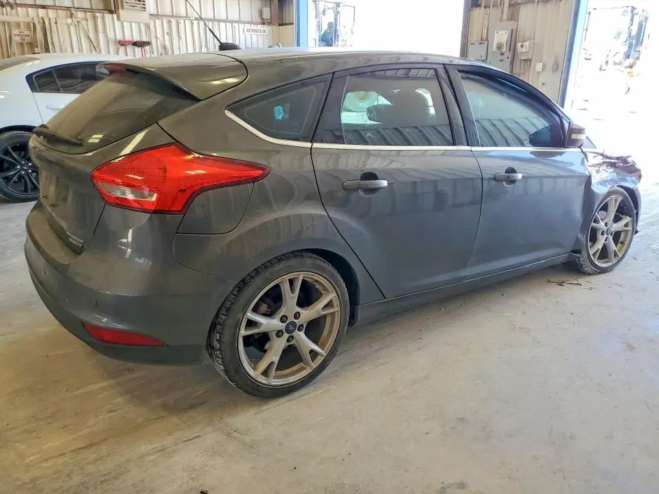 2016 FORD FOCUS TITANIUM  