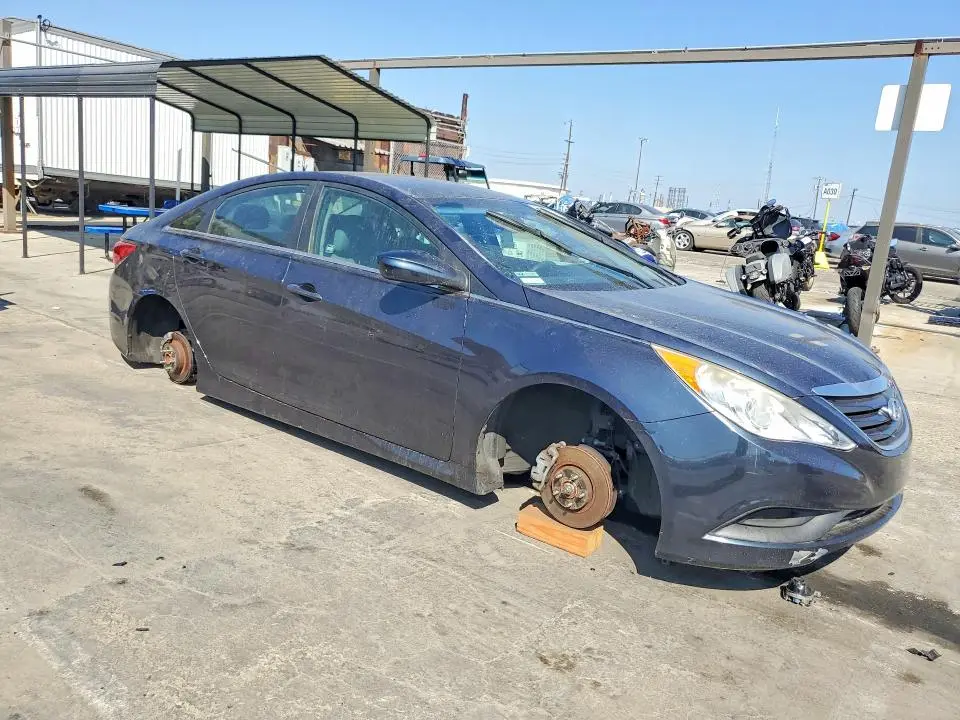 2014 HYUNDAI SONATA GLS  