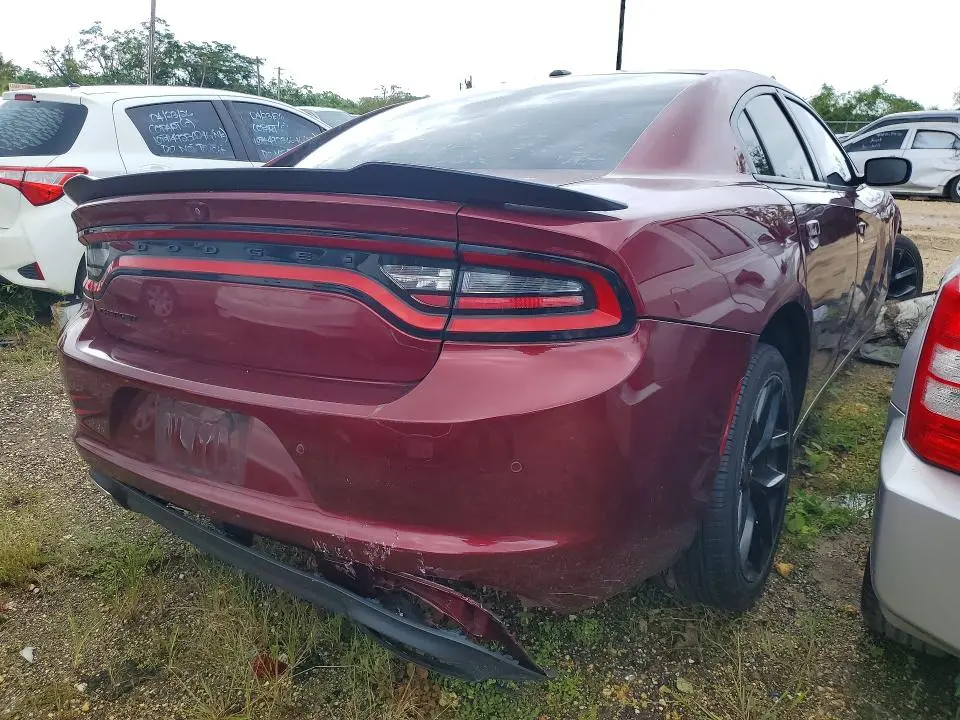 2022 DODGE CHARGER SXT  