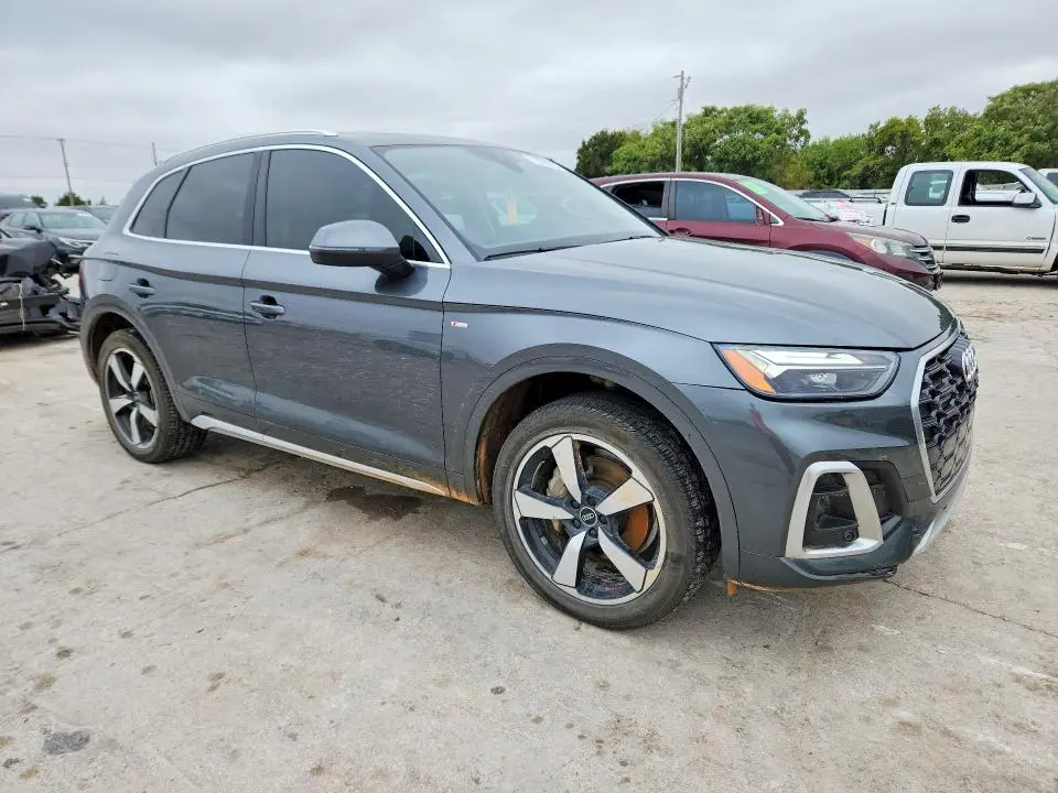 2022 AUDI Q5 PREMIUM PLUS 45  