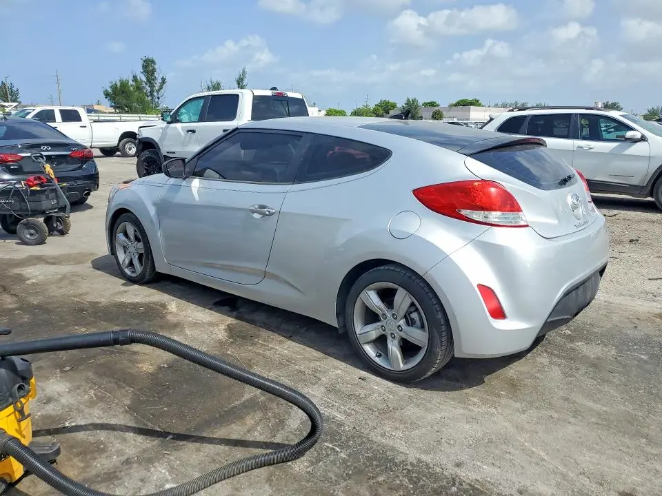 2015 HYUNDAI VELOSTER BASE  