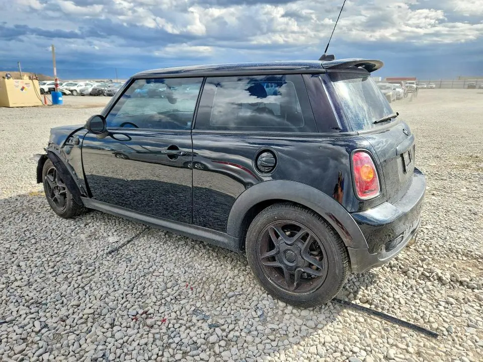 2010 MINI COOPER S  