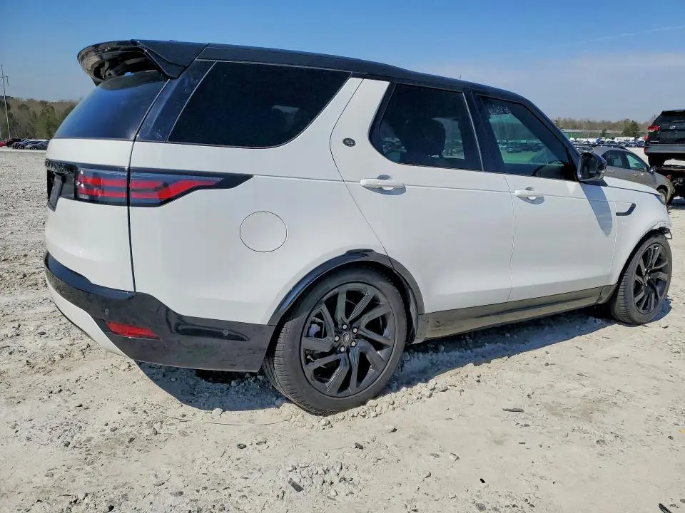 2025 LAND ROVER DISCOVERY DYNAMIC SE  