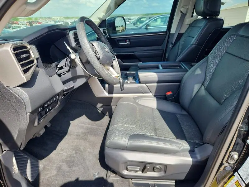 2024 TOYOTA TUNDRA CREWMAX LIMITED  