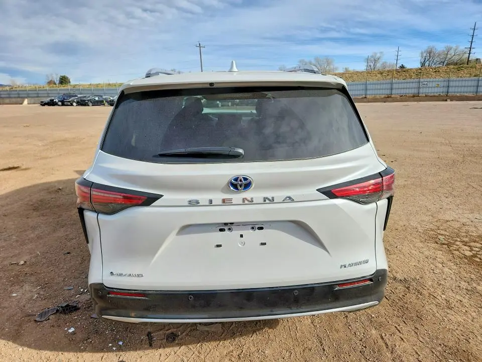 2025 TOYOTA SIENNA PLATINUM 7-PASSENGER  