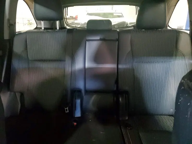 2016 TOYOTA HIGHLANDER LE  