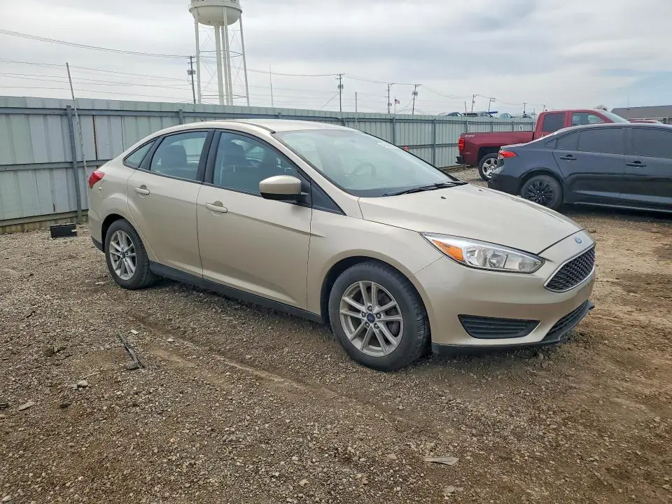 2018 FORD FOCUS SE  