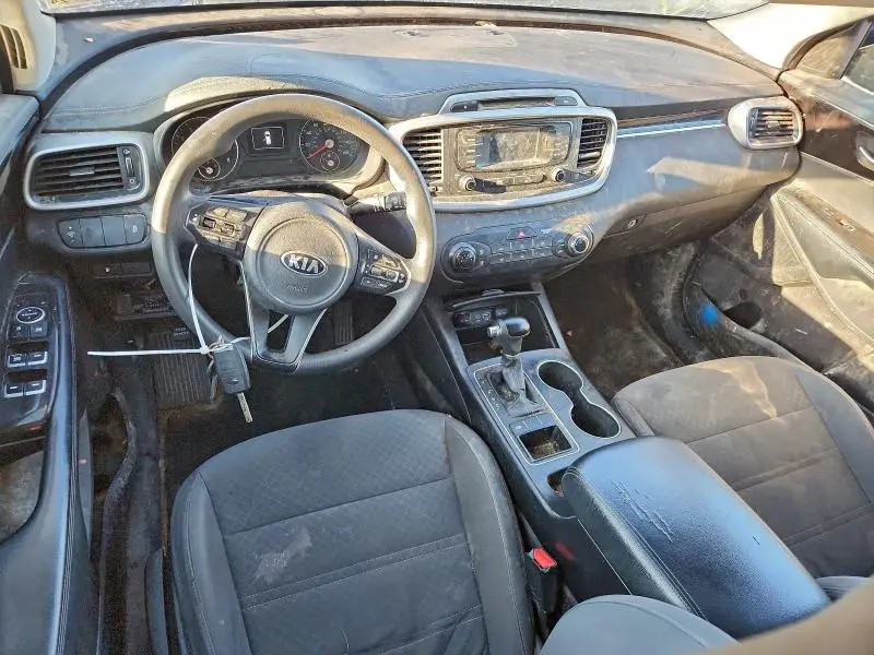 2018 KIA SORENTO LX  