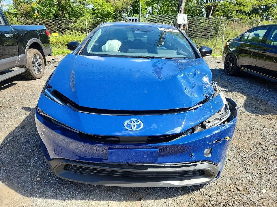 2026 TOYOTA PRIUS LE  