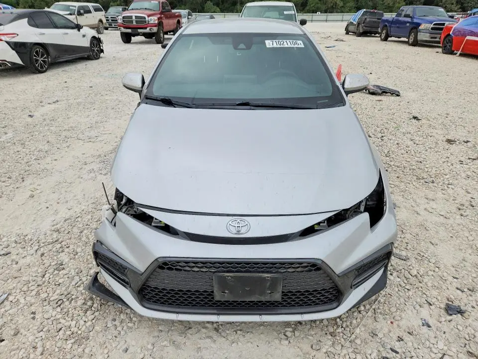 2020 TOYOTA COROLLA SE  