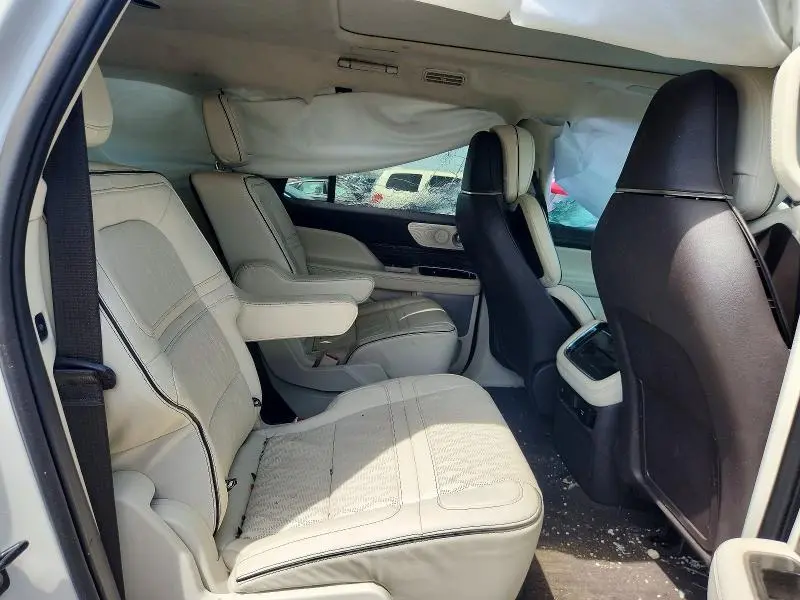 2022 LINCOLN NAVIGATOR L BLACK LABEL  