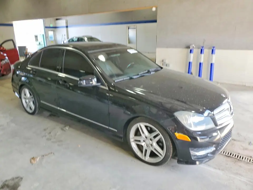 2013 MERCEDES-BENZ C 300 4MATIC  