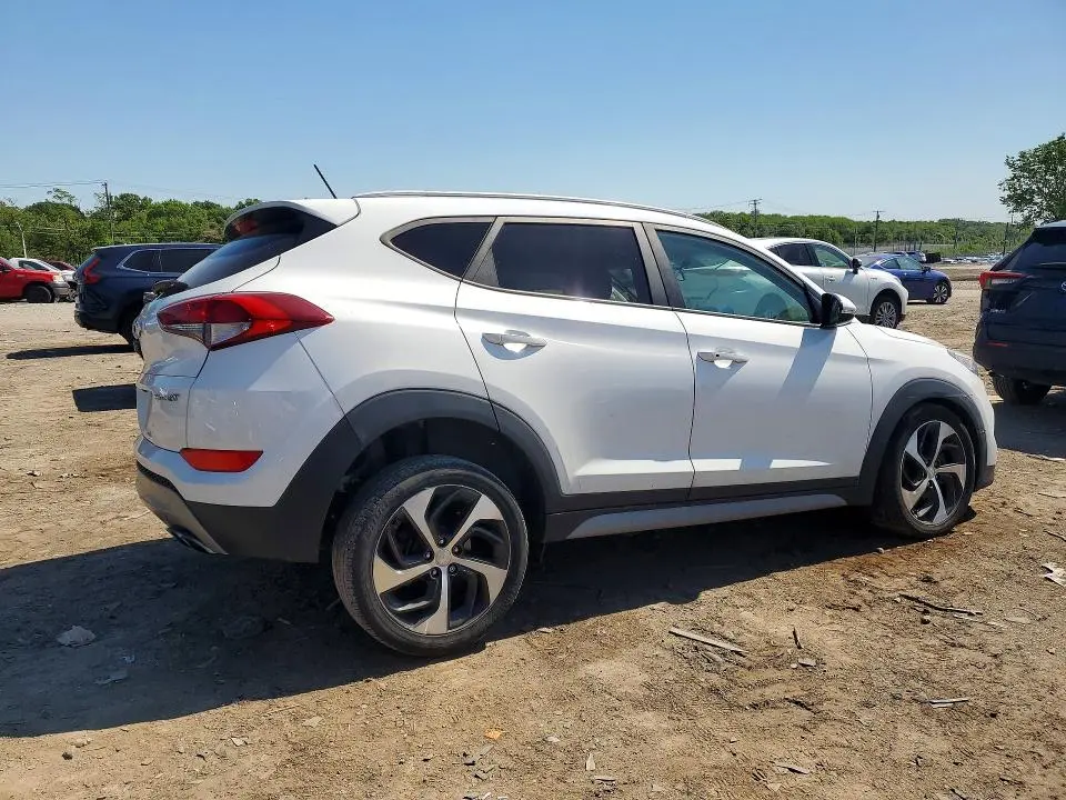 2017 HYUNDAI TUCSON SPORT  