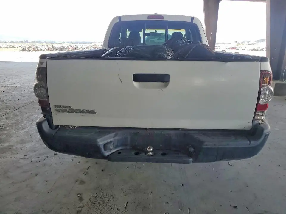 2010 TOYOTA TACOMA BASE  