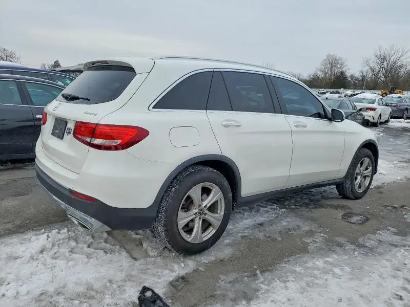 2017 MERCEDES-BENZ GLC 300 4MATIC  