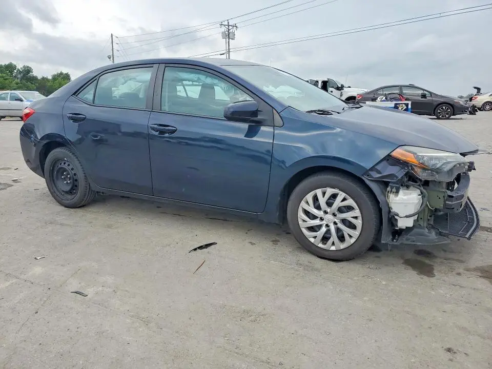 2017 TOYOTA COROLLA LE  