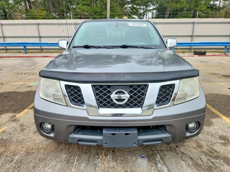 2016 NISSAN FRONTIER S  