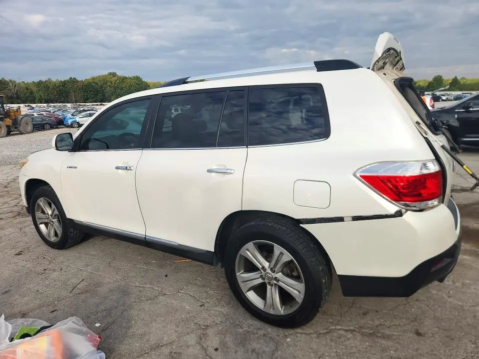 2011 TOYOTA HIGHLANDER LIMITED  