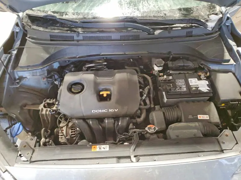 2020 HYUNDAI KONA SE  