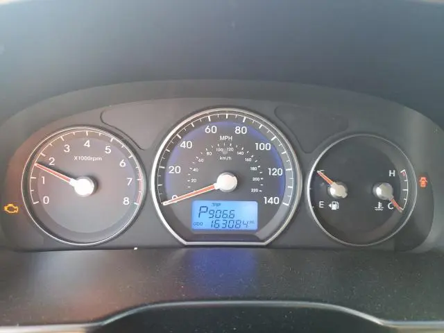 2012 HYUNDAI SANTA FE SE  