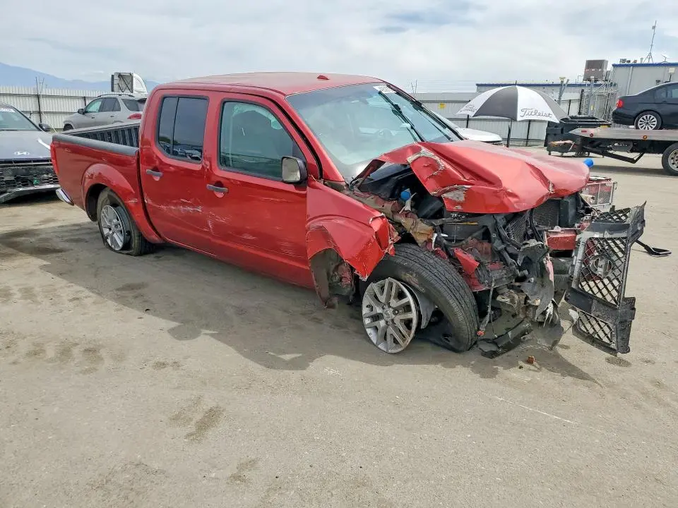 2017 NISSAN FRONTIER SV  