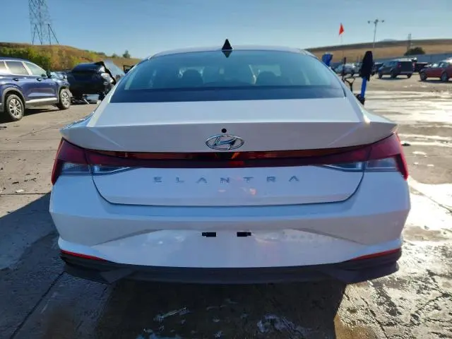 2022 HYUNDAI ELANTRA SEL  