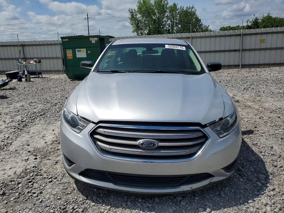 2016 FORD TAURUS SE  