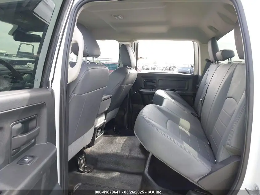 2018 RAM 2500 TRADESMAN  4X4 6'4 BOX