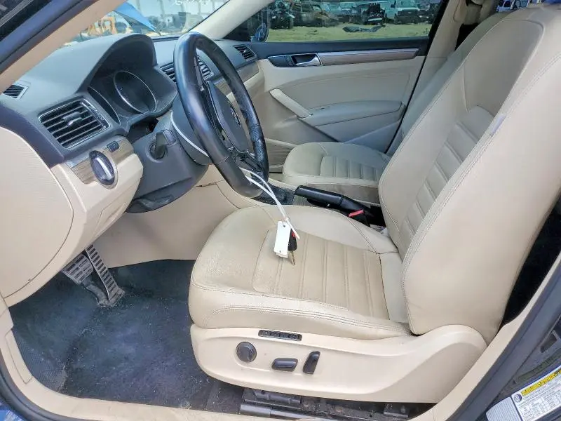 2017 VOLKSWAGEN PASSAT SEL PREMIUM  