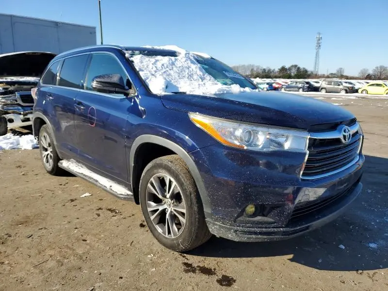 2016 TOYOTA HIGHLANDER XLE  
