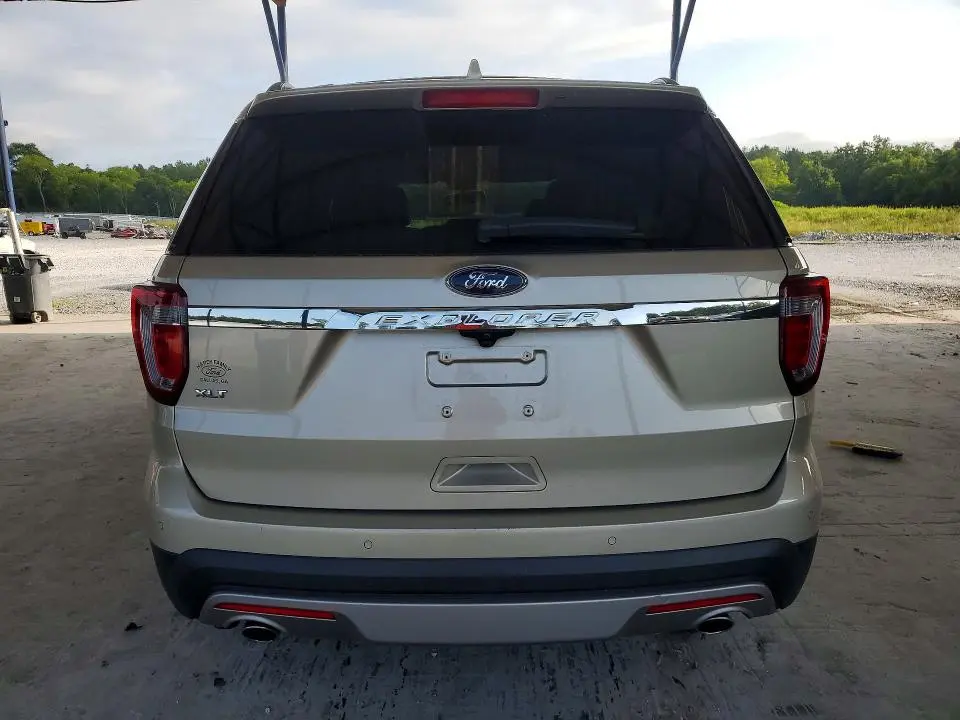2017 FORD EXPLORER XLT  