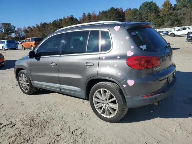 2013 VOLKSWAGEN TIGUAN S  