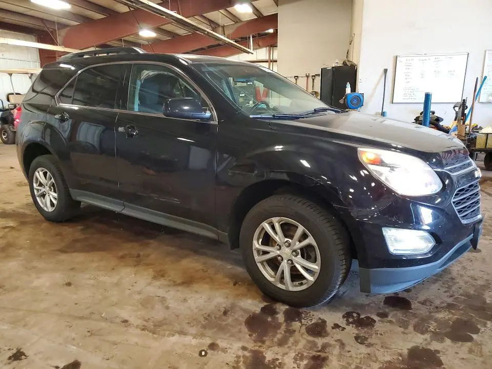 2017 CHEVROLET EQUINOX LT  