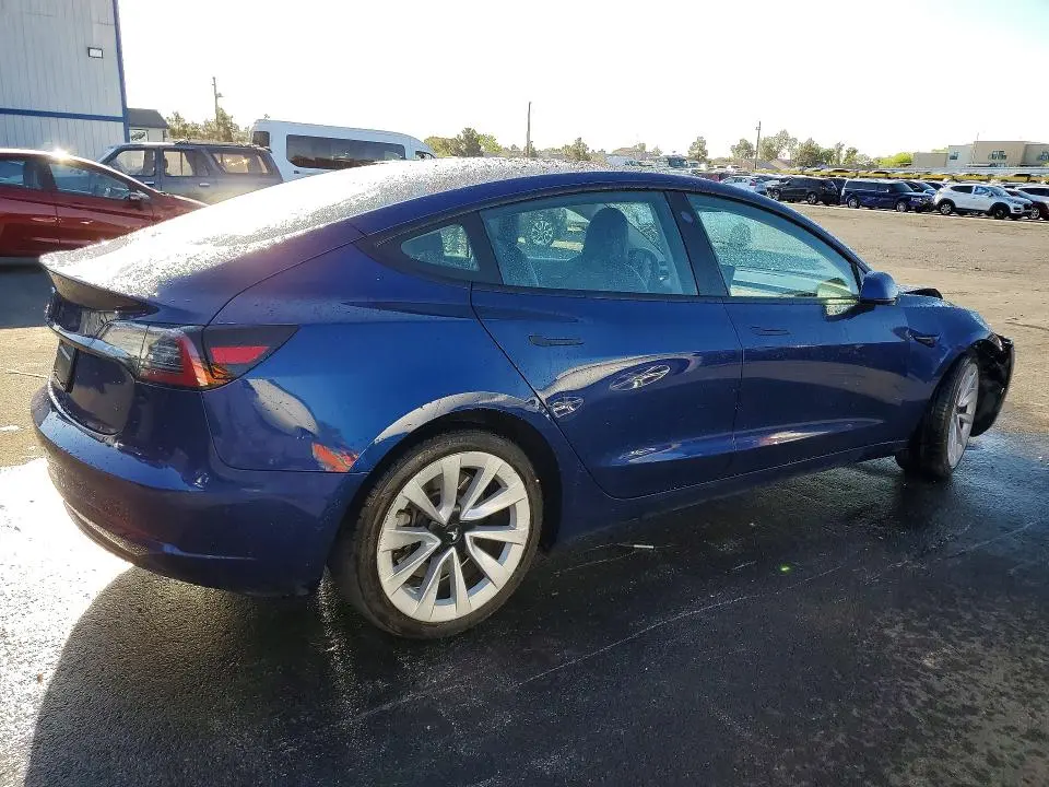 2022 TESLA MODEL 3   
