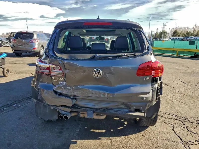 2016 VOLKSWAGEN TIGUAN S  