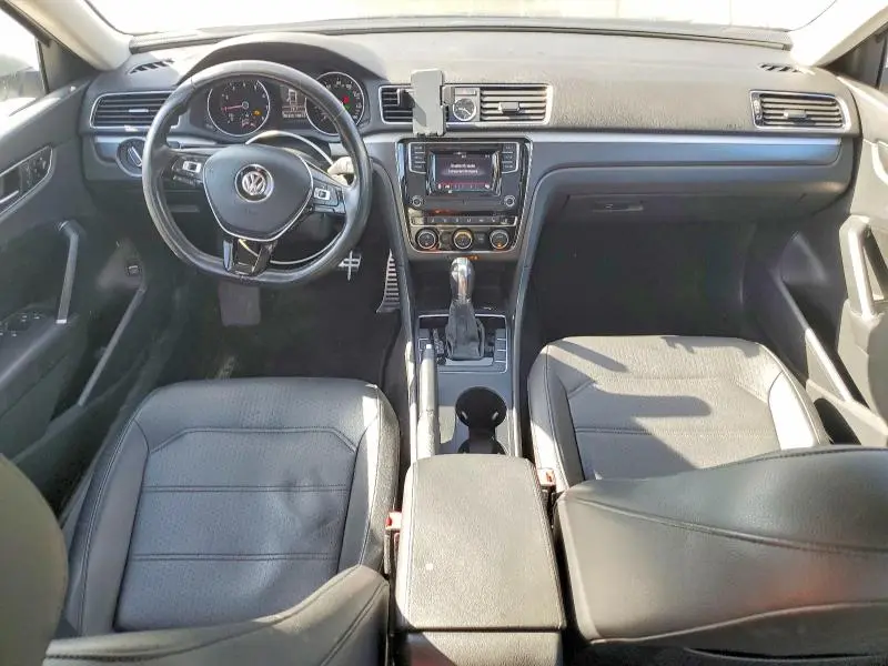 2016 VOLKSWAGEN PASSAT S  