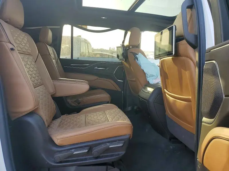 2022 CADILLAC ESCALADE ESV PREMIUM LUXURY  