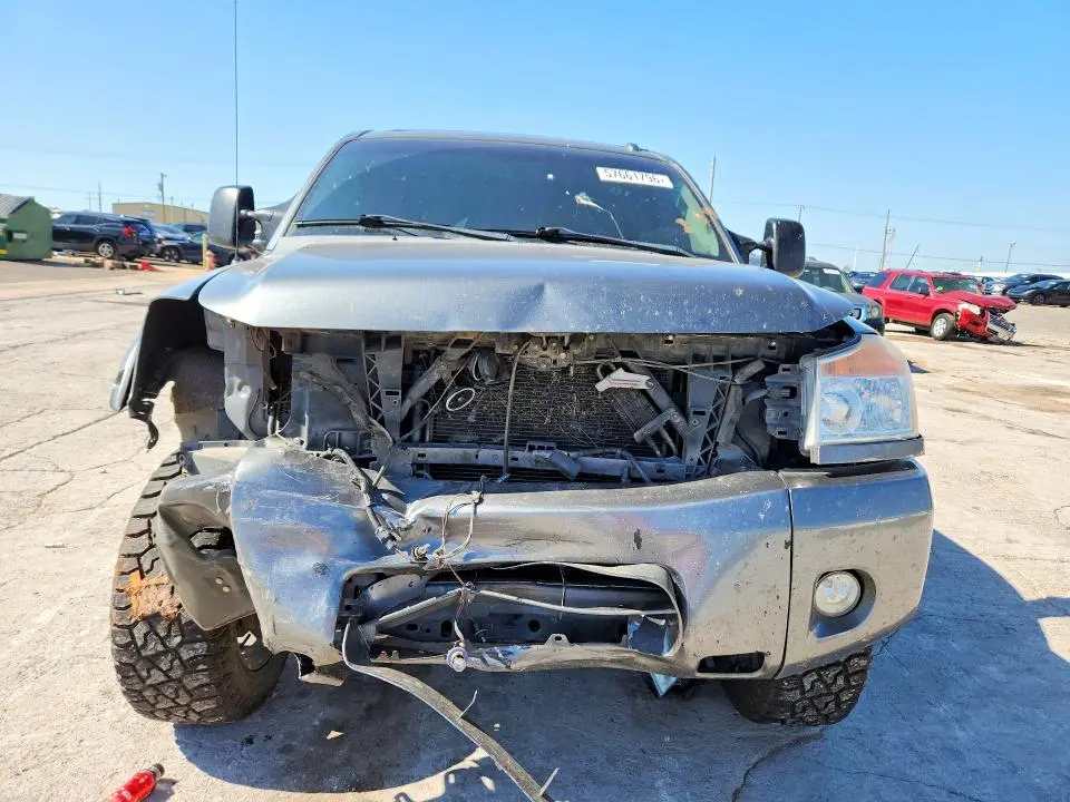 2014 NISSAN TITAN PRO-4X  