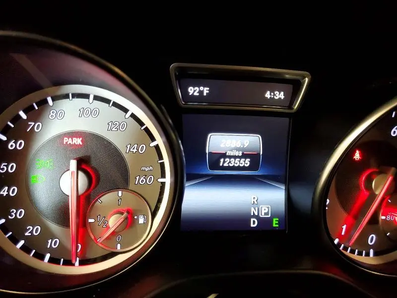 2015 MERCEDES-BENZ GLA 250 4MATIC  