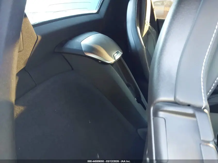 2021 CHEVROLET CORVETTE STINGRAY RWD  2LT