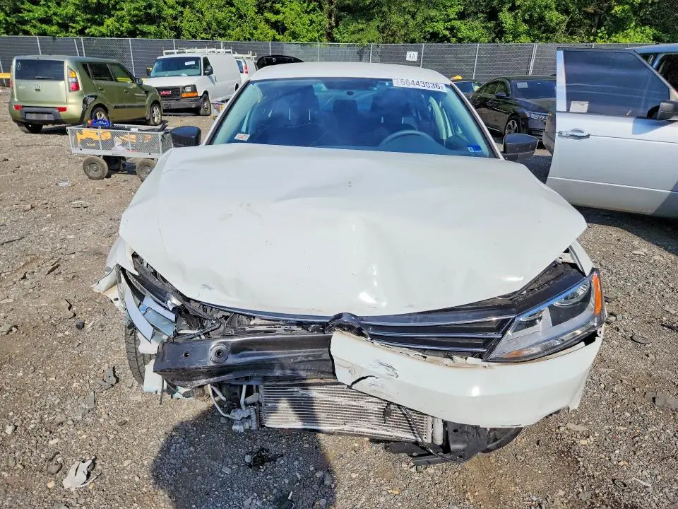 2016 VOLKSWAGEN JETTA S  