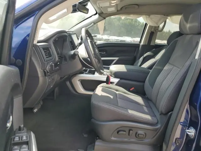 2024 NISSAN TITAN SV
