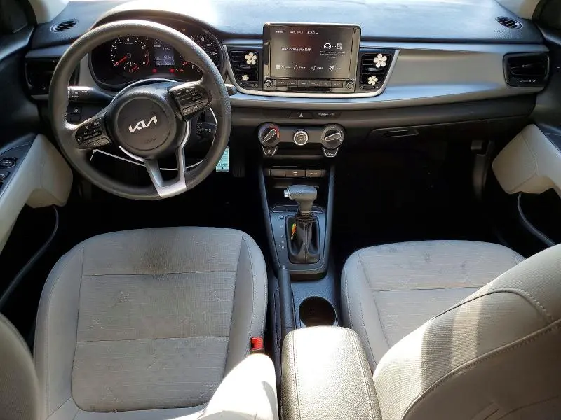2023 KIA RIO S  
