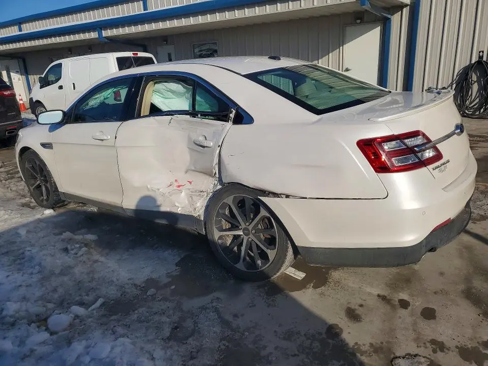 2015 FORD TAURUS LIMITED  