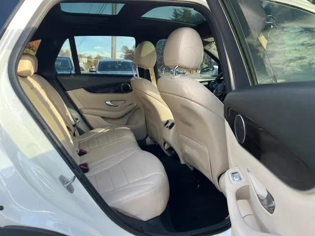 2017 MERCEDES-BENZ GLC 300  